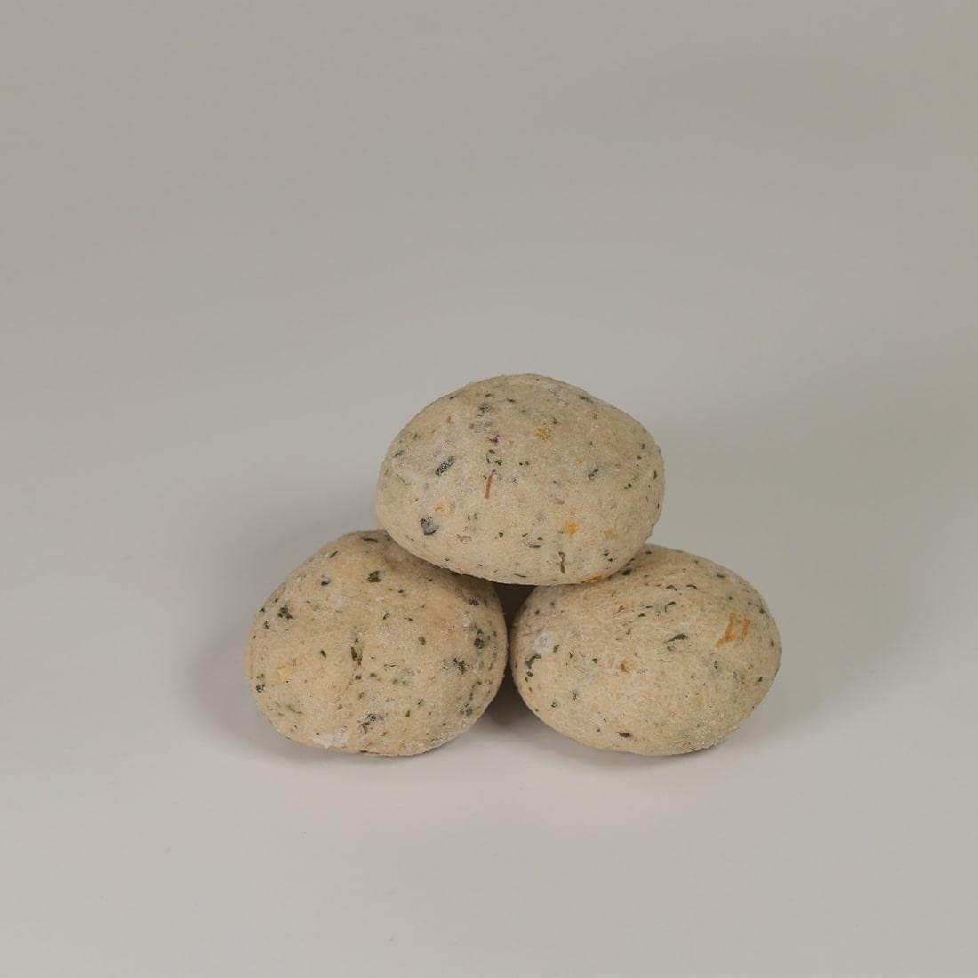 Image 0 of Grouper balls